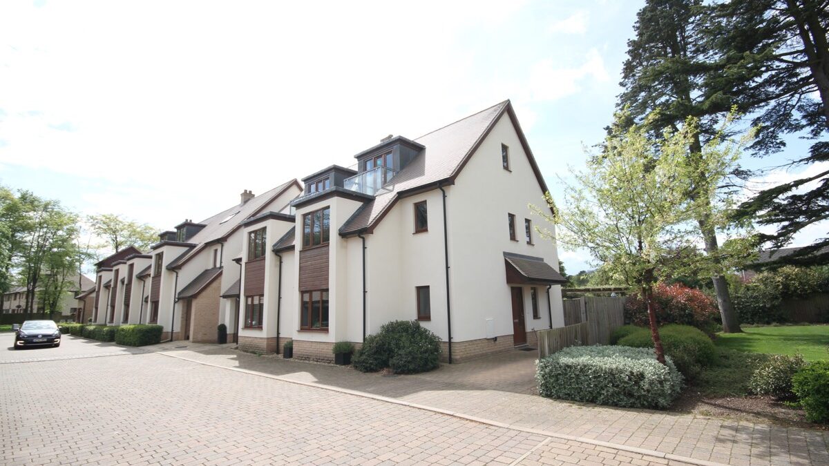 Steeple Court - Camstead Homes